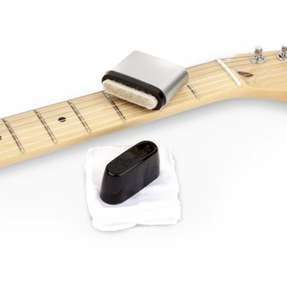 Fender Speed Slick Guitar String Cleaner