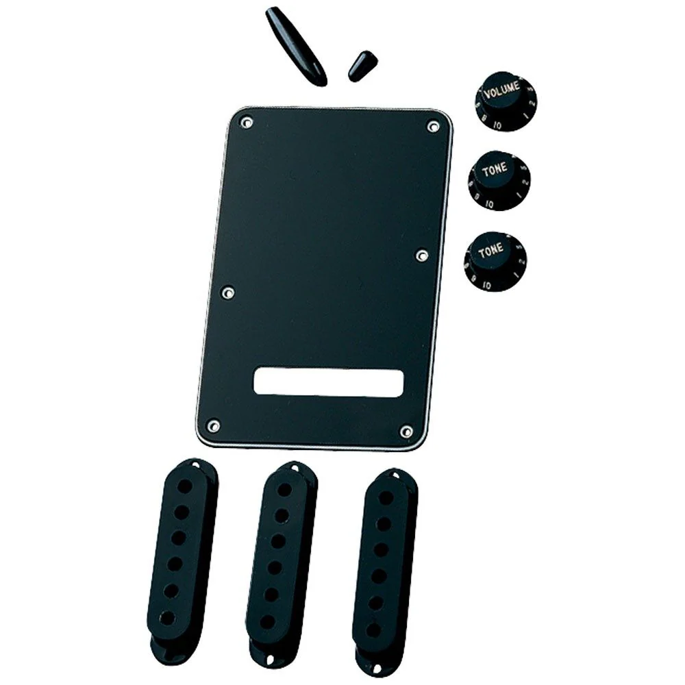 Fender Stratocaster Accessory Kit (Black)