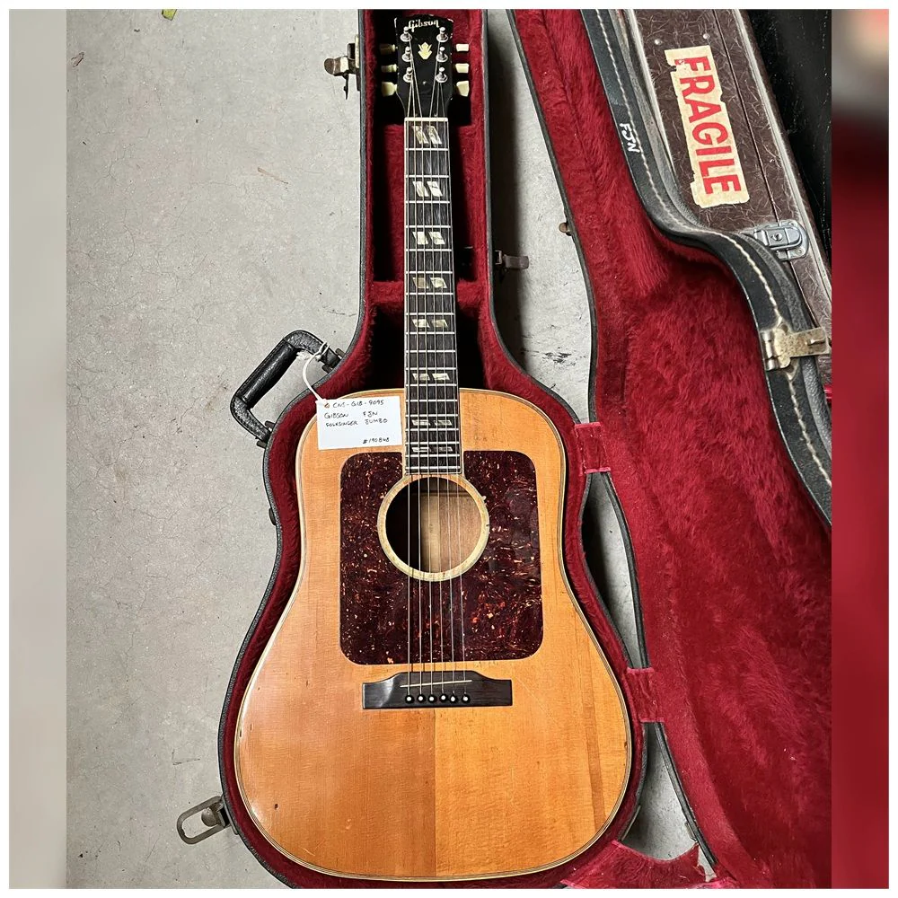 Secondhand Gibson FJN Folksinger Jumbo (Consignment Stock)